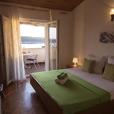 Sea View Sunny Escape