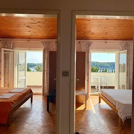 Sea View Sunny Escape Barbat na Rabu